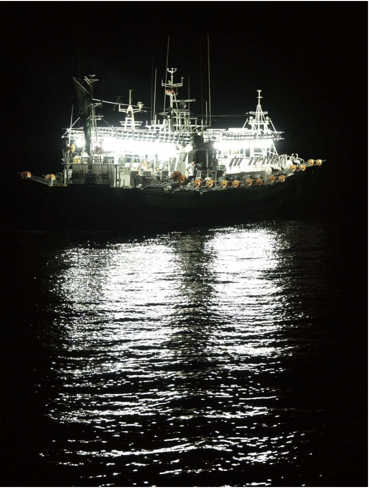 海外でもトップシェアを維持するイカ釣り機